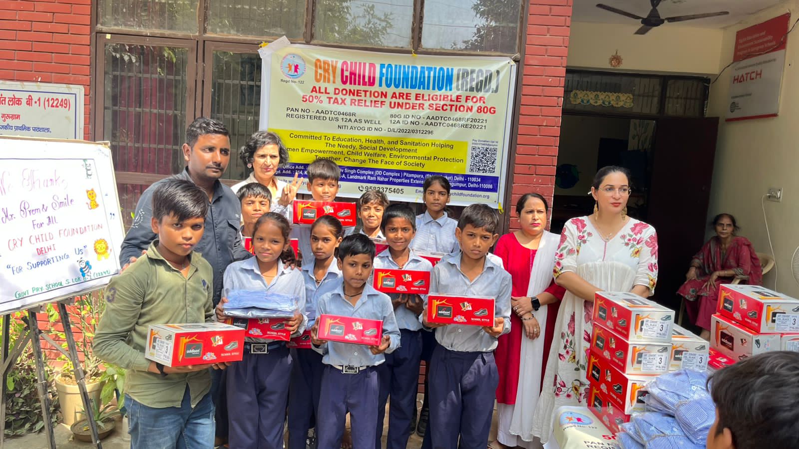 Distributes Uniforms and Shoes to Primary School in Sushant Lok Phase-1, Gurugram